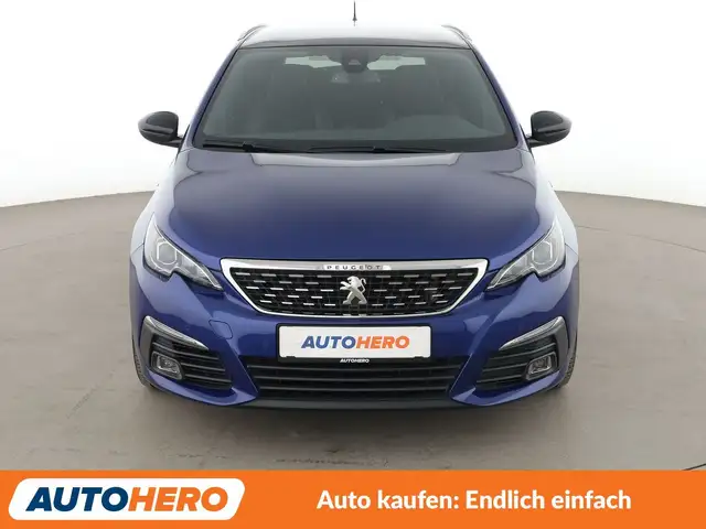 Peugeot 308 view 9