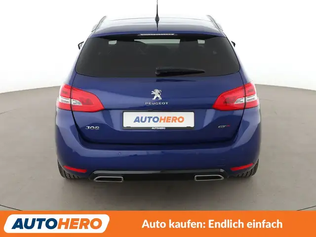 Peugeot 308 view 5