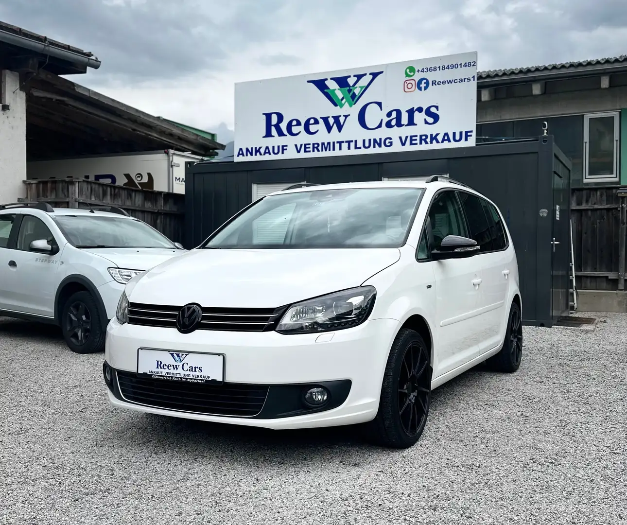 Volkswagen Touran Match BMT Weiß - 1