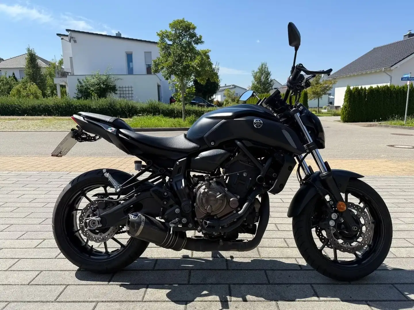Yamaha MT-07 Schwarz - 2