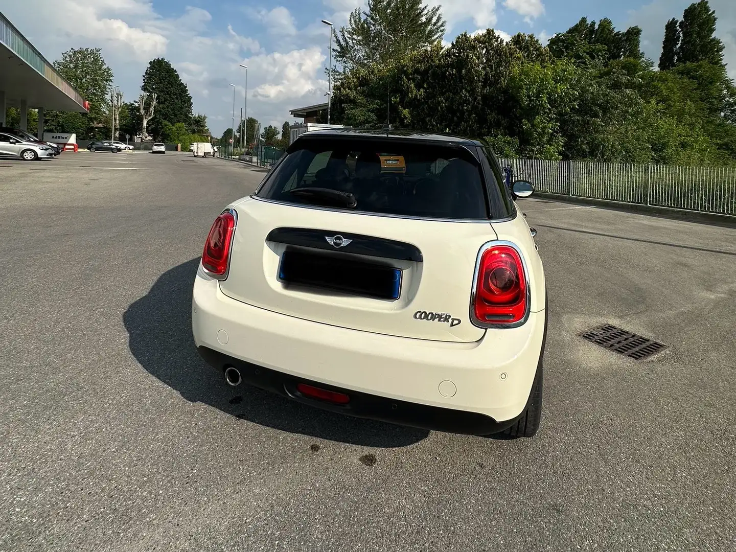 MINI Cooper D Mini IV F55-F56 2014 1.5 5p auto Beige - 2
