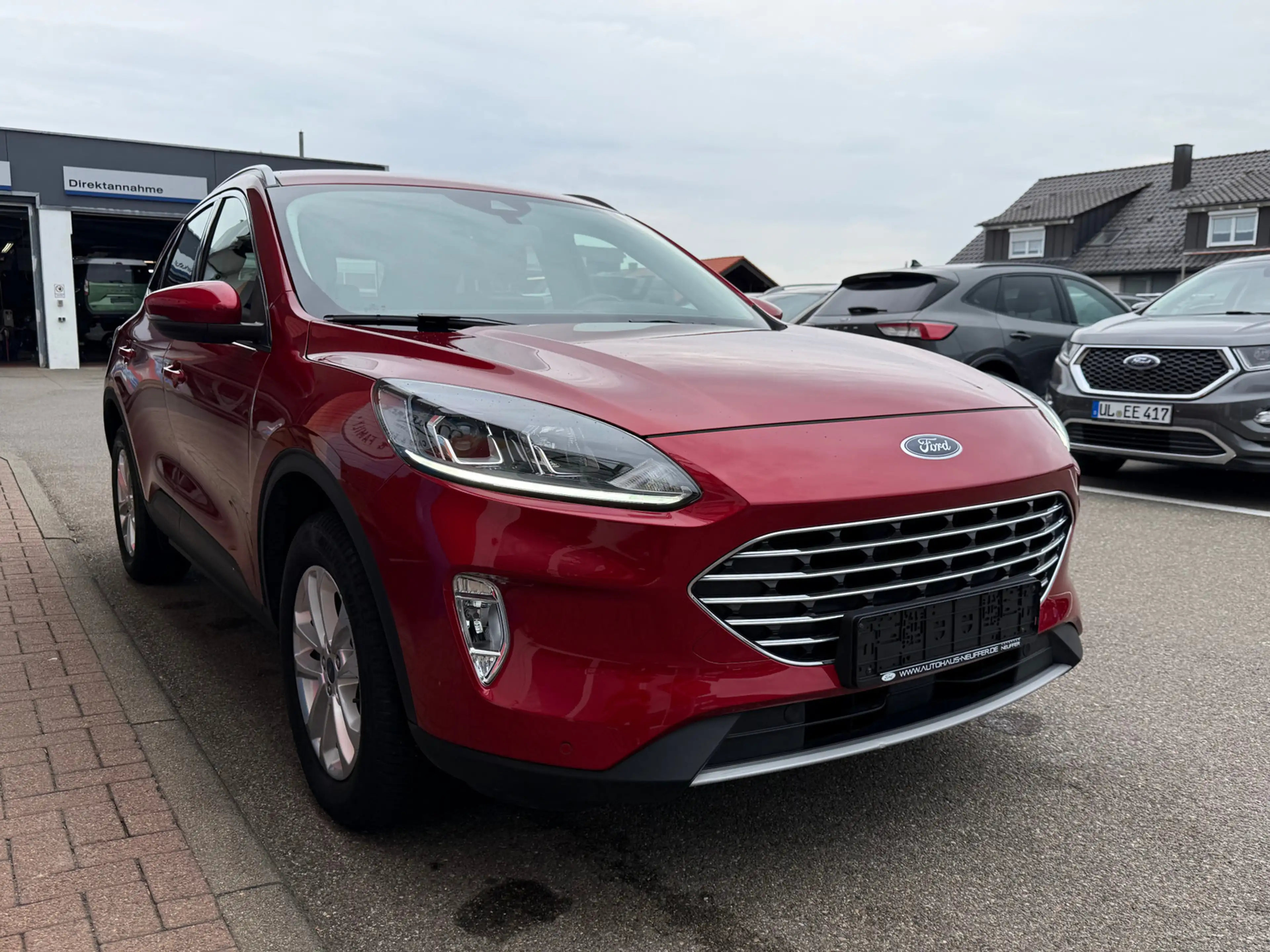 Ford Kuga Plug-In Hybrid Titanium 225PS AHK schenkbar — photo 3