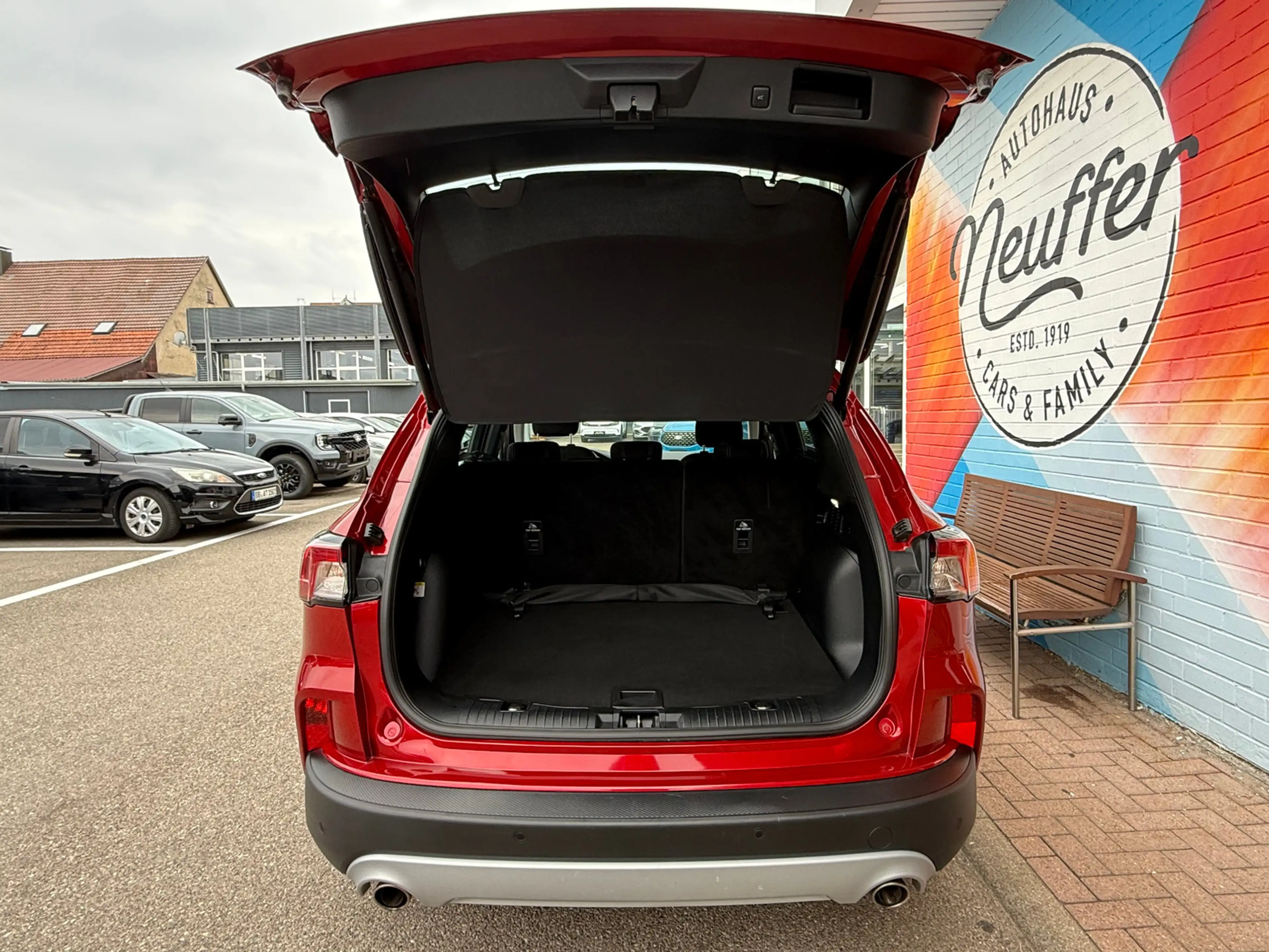 Ford Kuga Plug-In Hybrid Titanium 225PS AHK schenkbar — photo 10