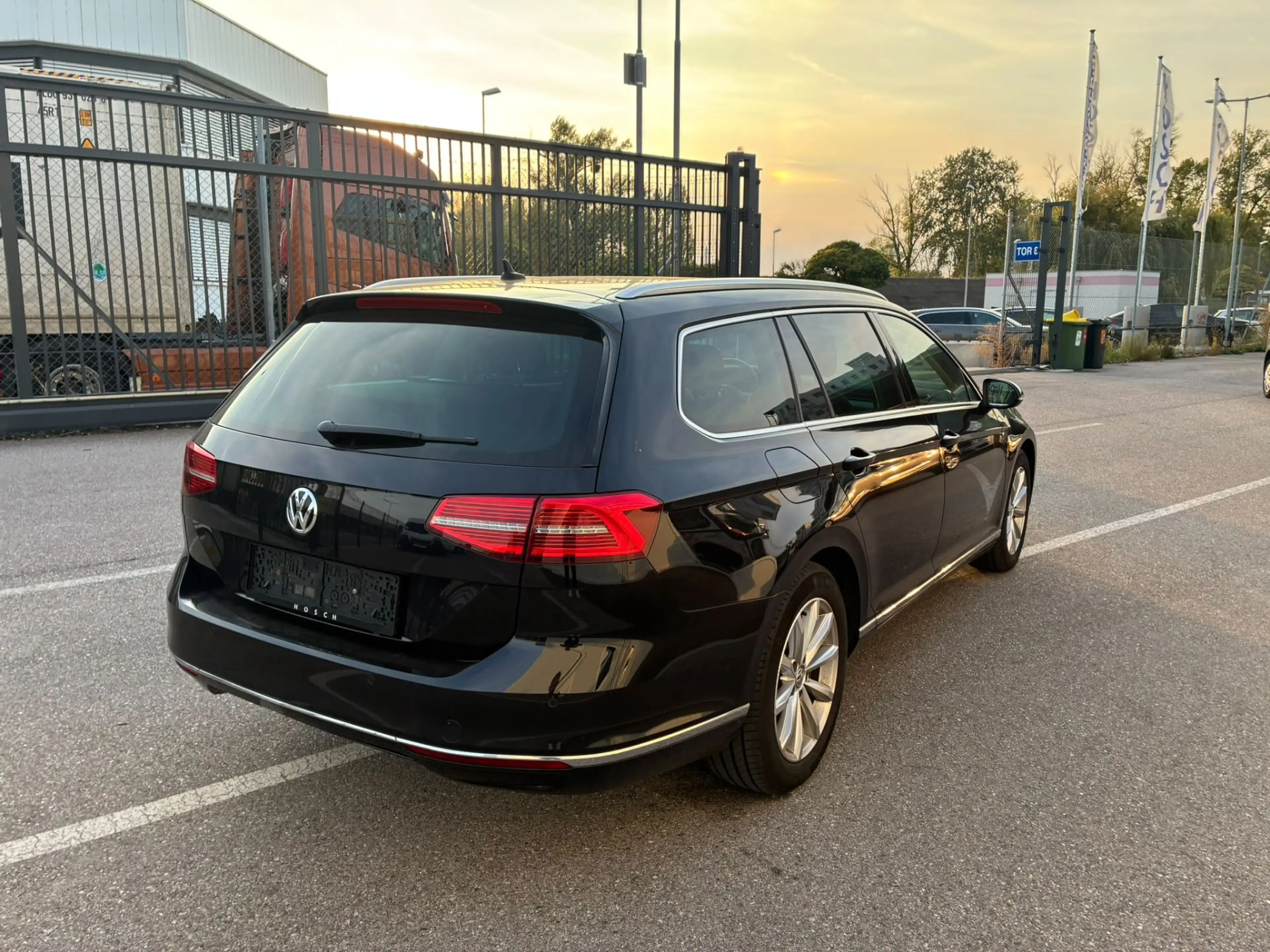 Volkswagen Passat Variant TDI Highline Aut. AHK KAMERA ALCANTARA — photo 11