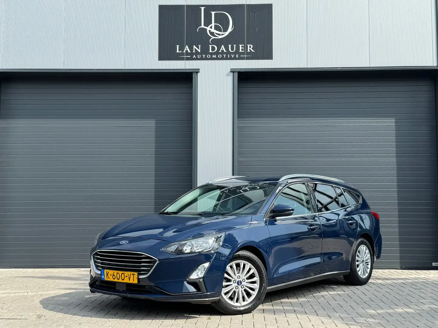 Ford Focus Wagon 1.5 EcoBlue Titanium X Business / Automaat Bleu - 1