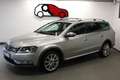 Volkswagen Passat Alltrack Basis 2,0 TDI BMT 4Motion AHK Pano Rfk BI-Xenon BT Grau - thumbnail 1