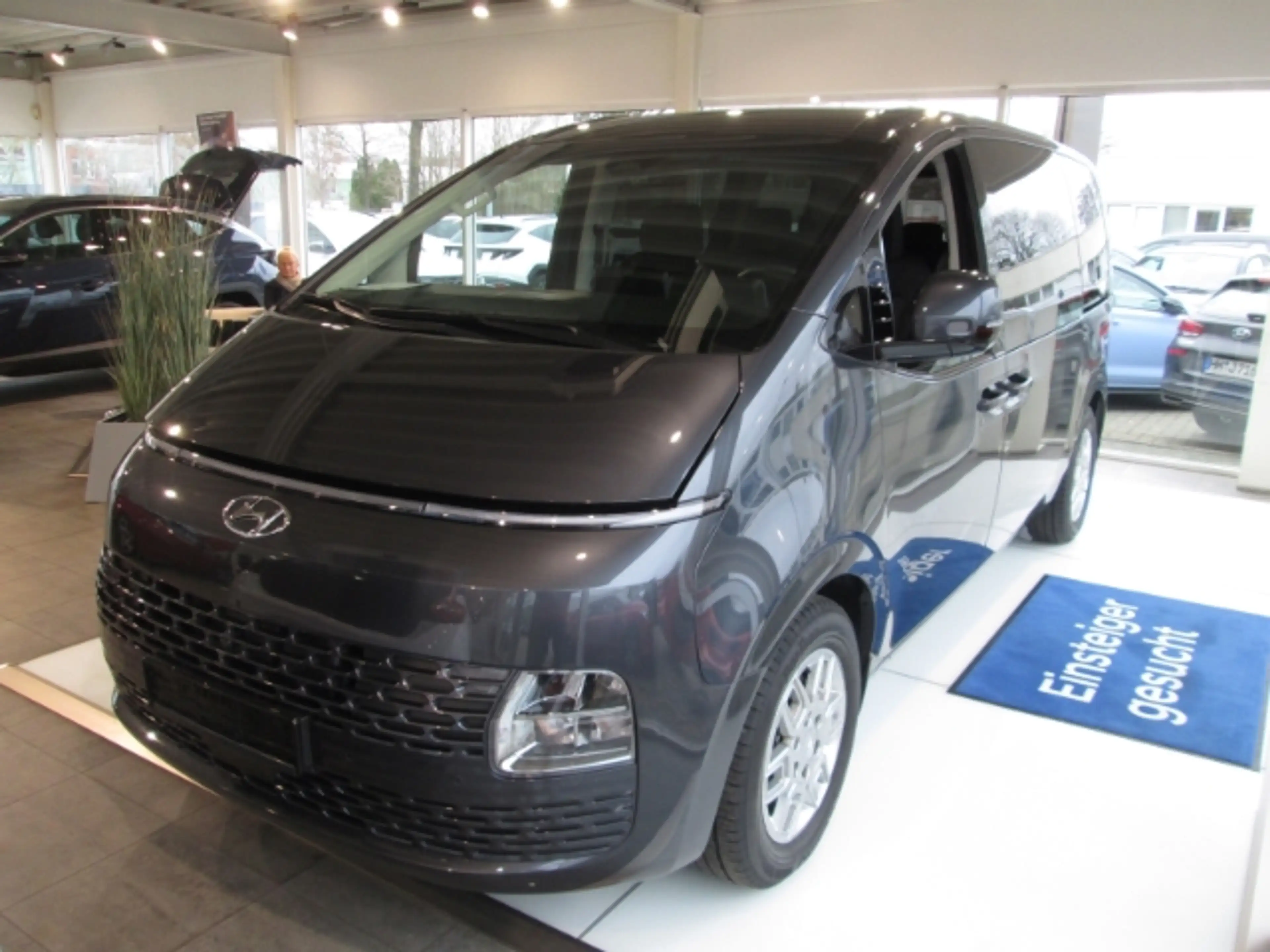 Hyundai STARIA Hyundai 9-Sitzer 2.2 CRDi 8 A/T 2WD 177PS Trend Ea — photo 5