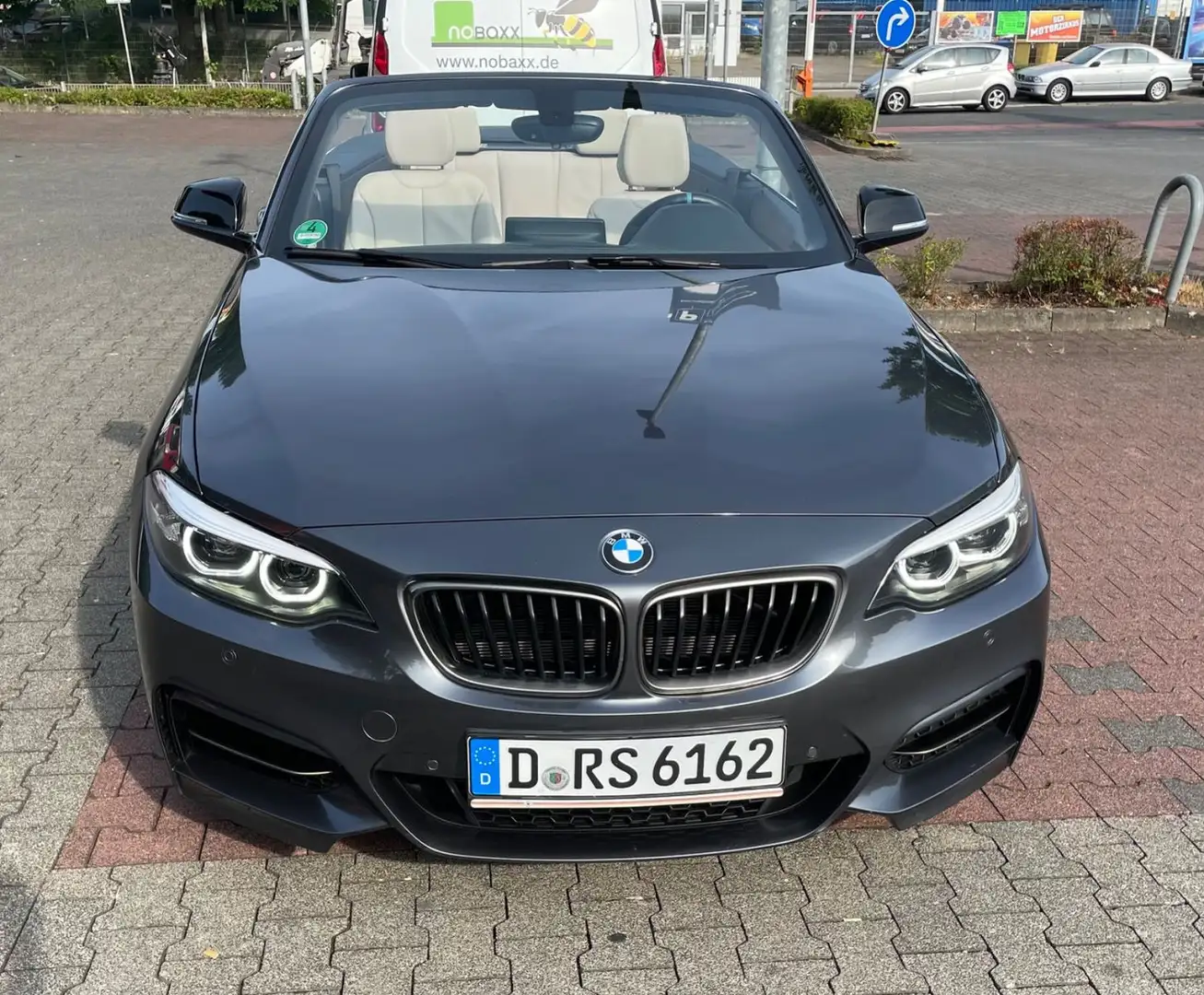 BMW 240 Grau - 2