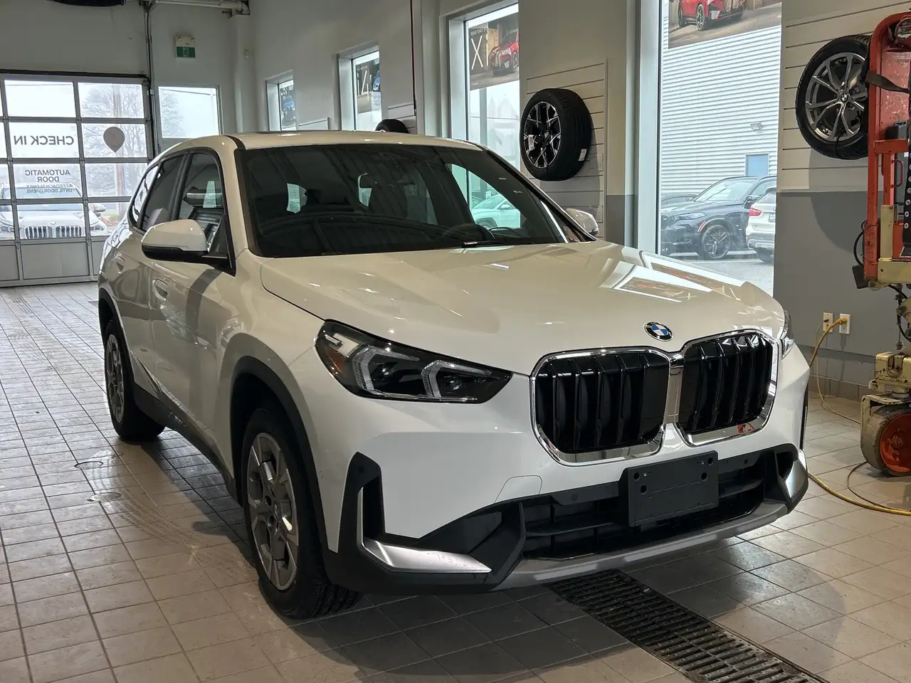 BMW X1 снимка BMW X1