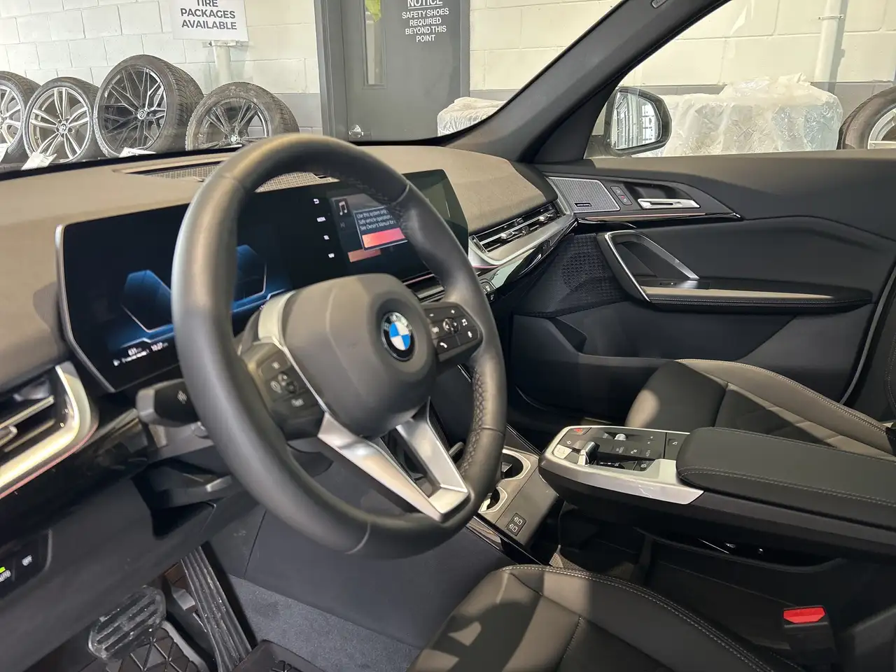 BMW X1 снимка BMW X1