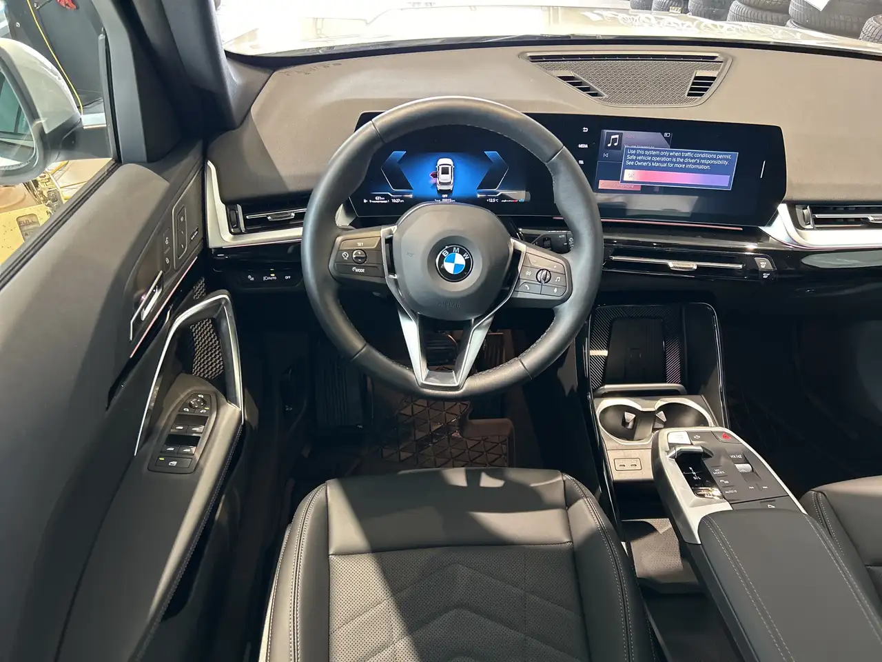 BMW X1 снимка BMW X1