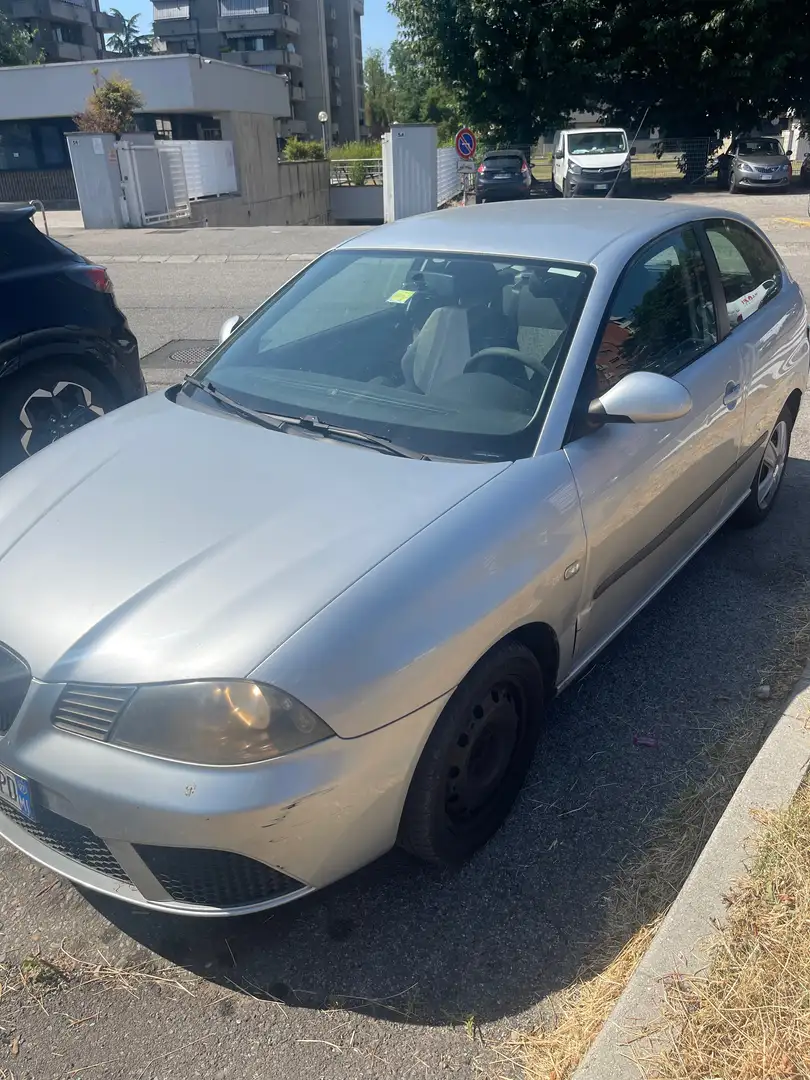 SEAT Ibiza 1.2 70cv Argento - 2