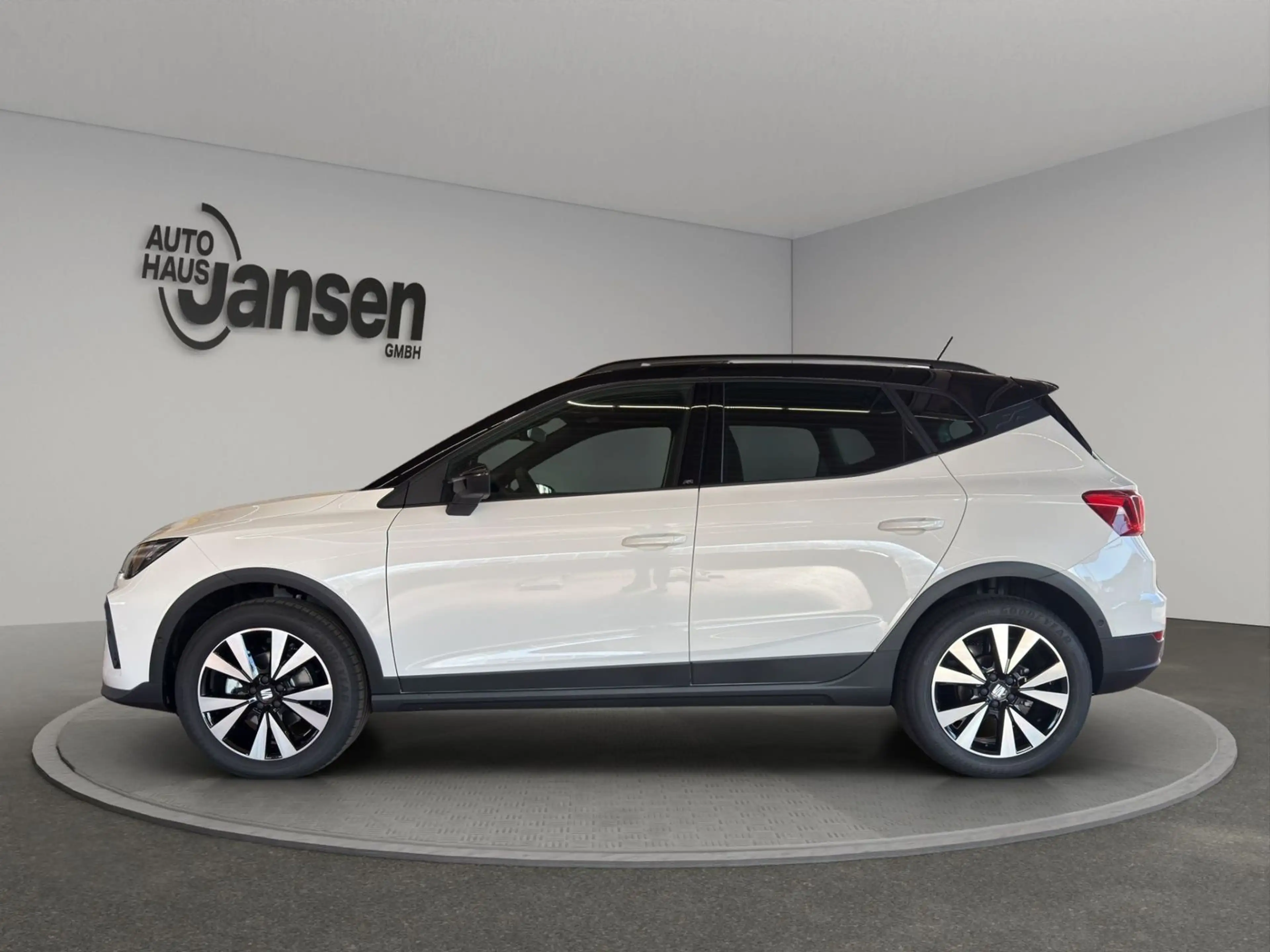 SEAT Arona 1.5 TSI FR +ACC+AHK+APP+Kamera+Navi — photo 3