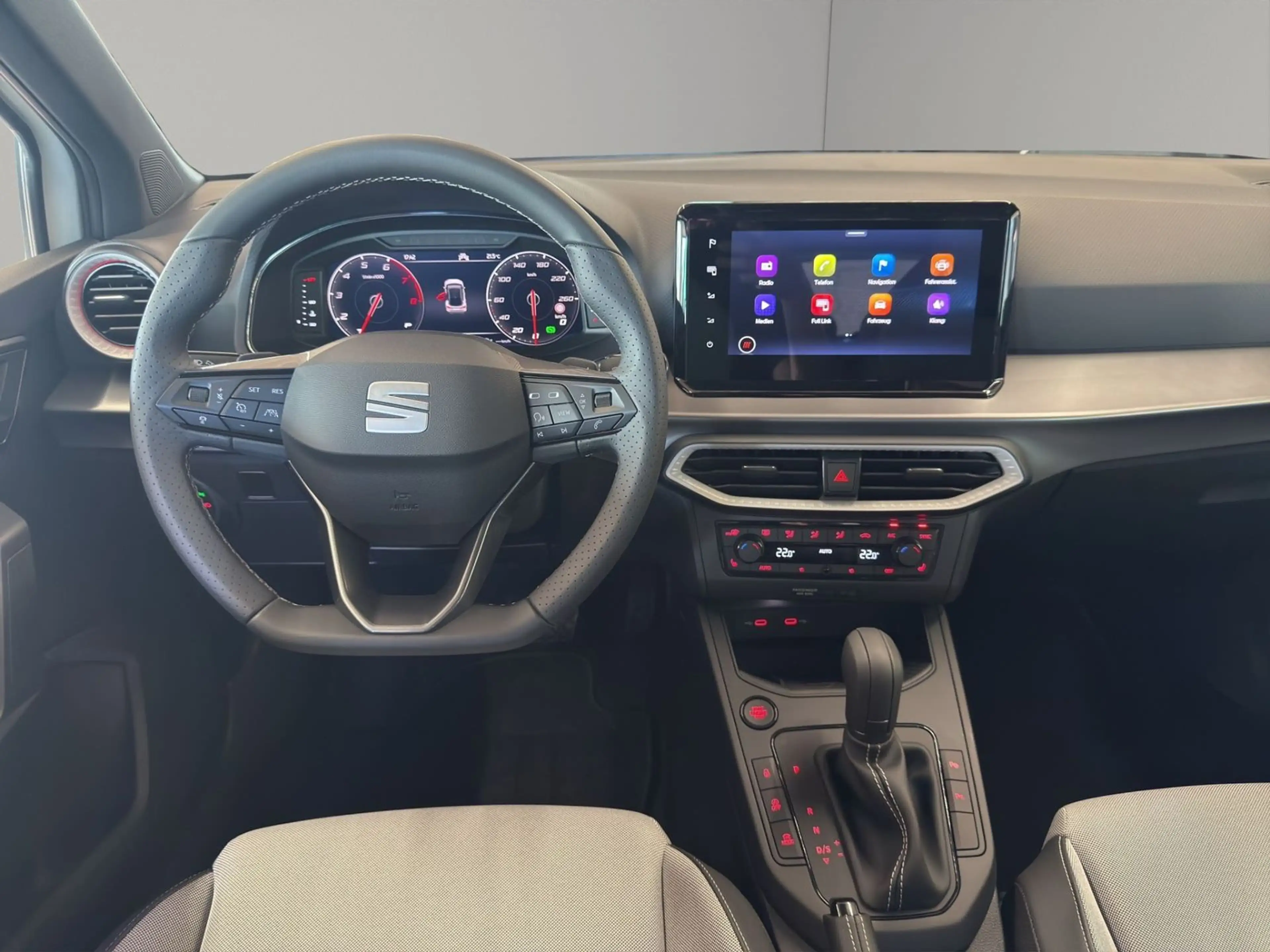 SEAT Arona 1.5 TSI FR +ACC+AHK+APP+Kamera+Navi — photo 13