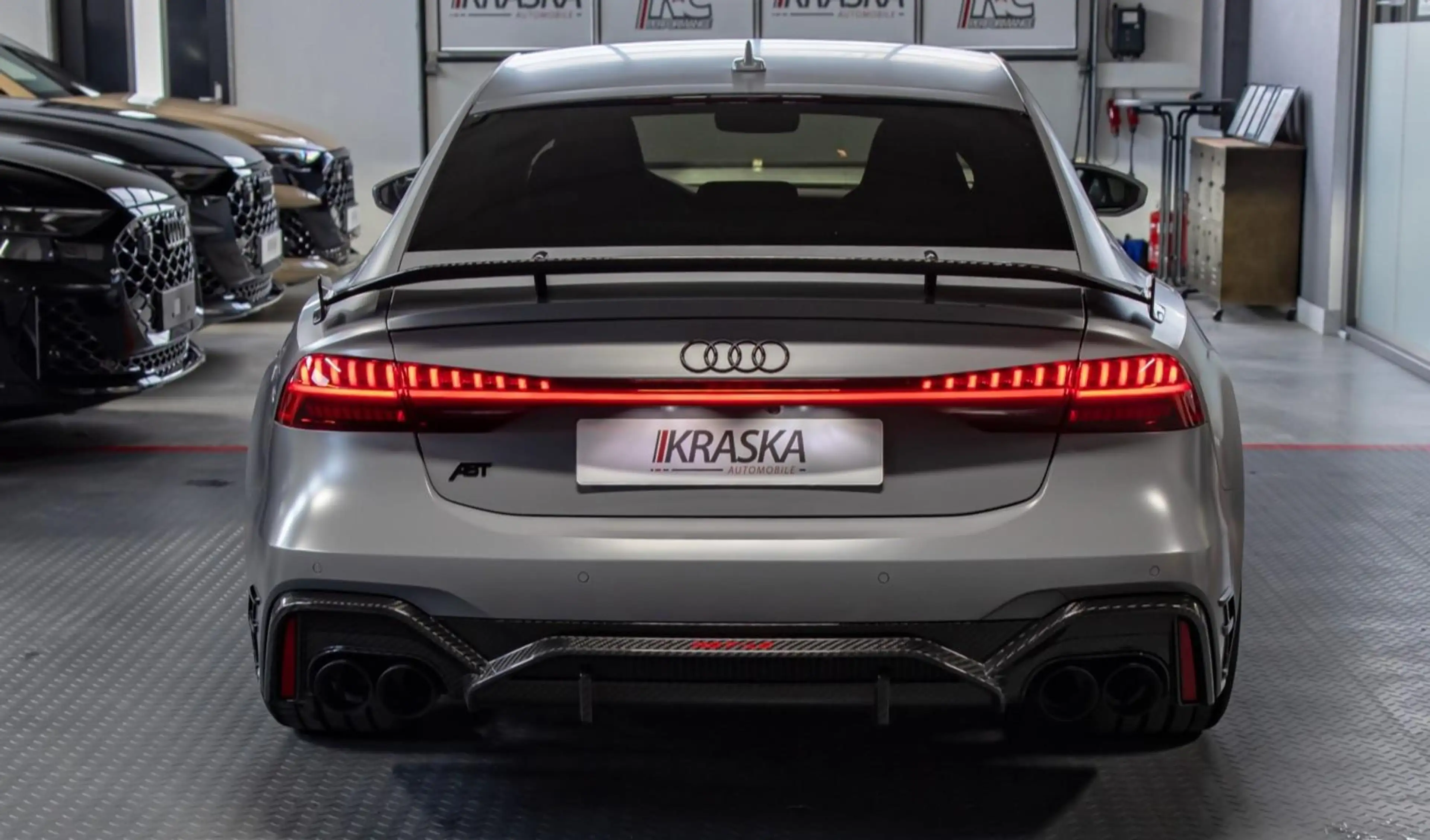 Audi RS7 4.0 TFSI ABT Legacy Edition 1/200 - KERAMIK — photo 10