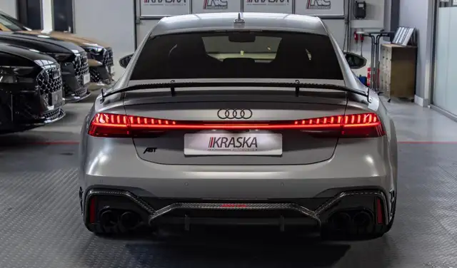 Audi RS7 view 10