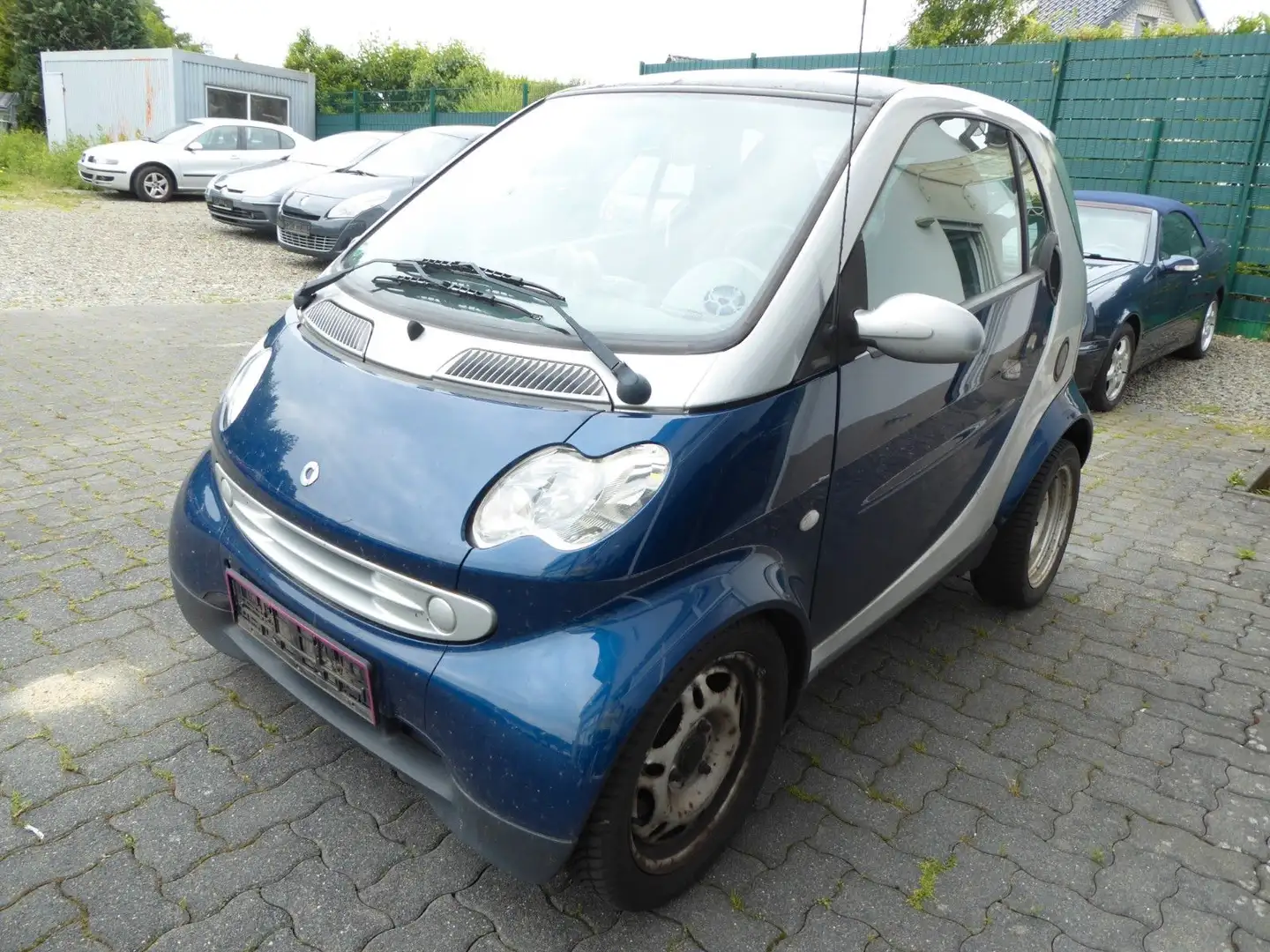 smart forTwo fortwo coupe Basis Blau - 2