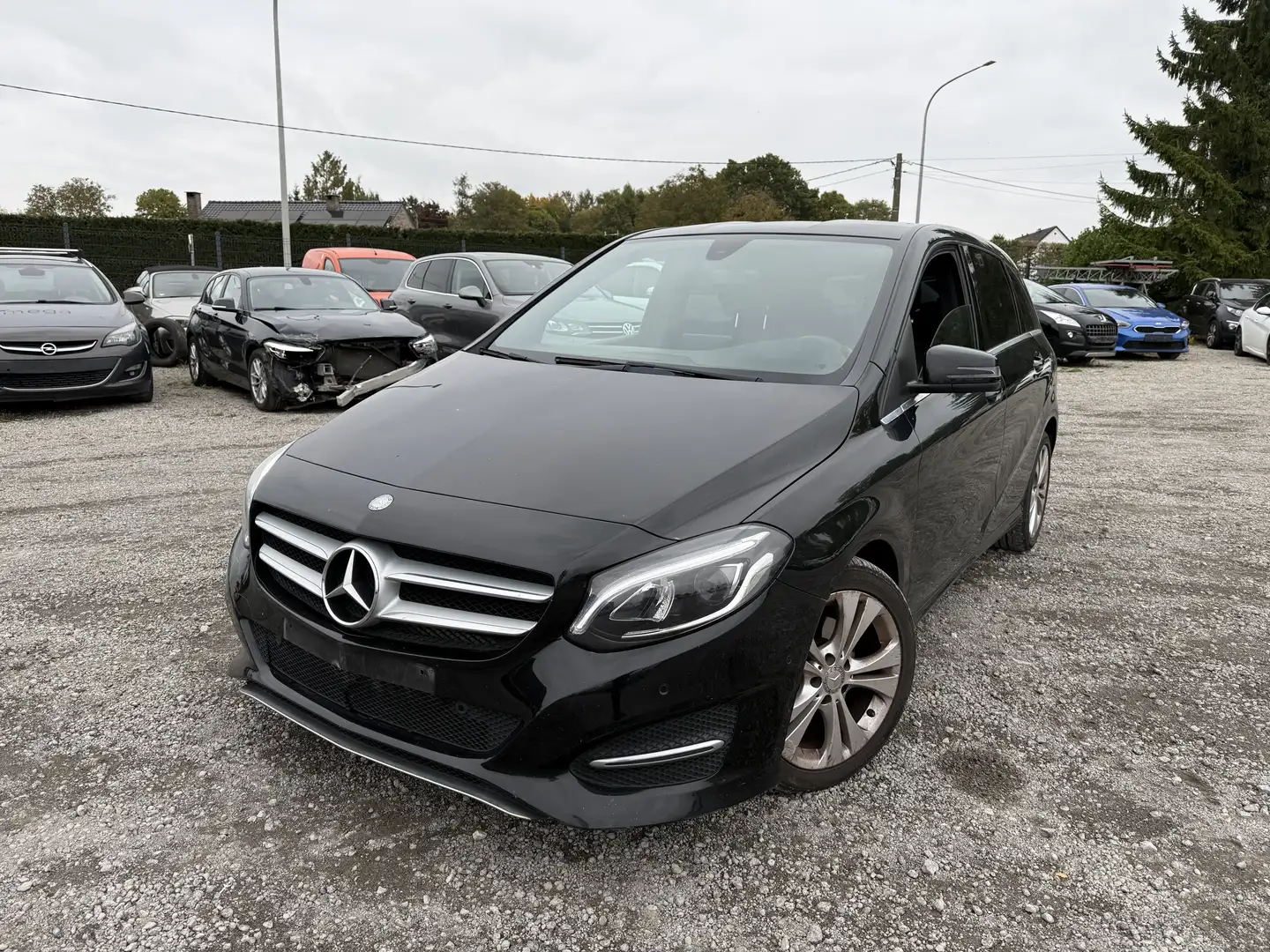 Mercedes-Benz B 180 B 180 BE Edition probleme joint culasse Noir - 1