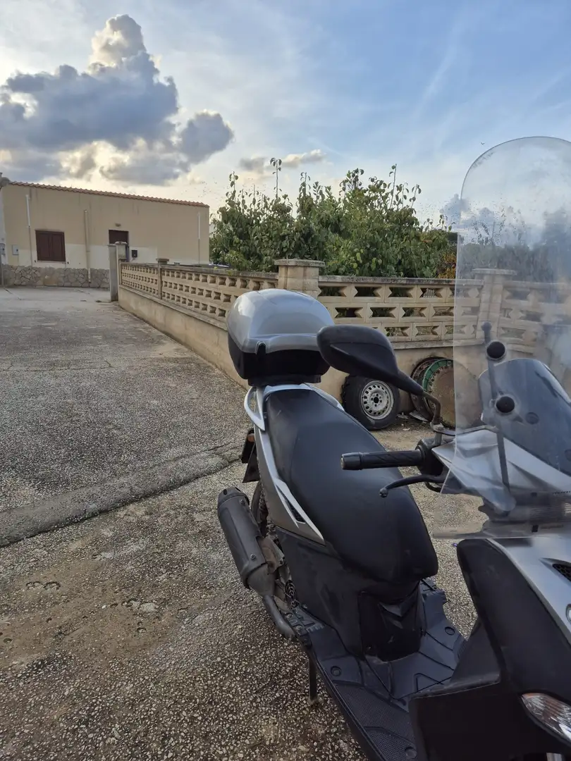 Kymco Agility 125 Grijs - 2