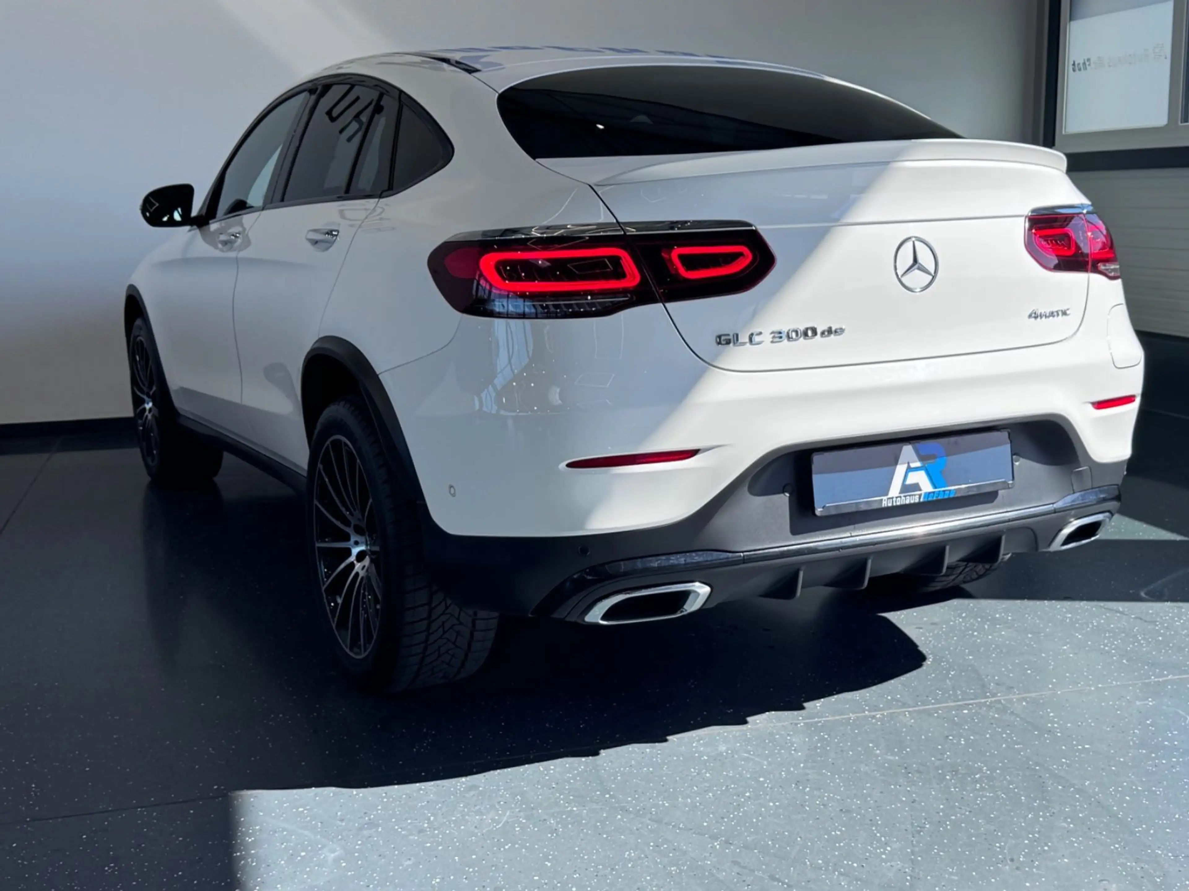 Mercedes-Benz GLC 300 de 4Matic*AMG*virtuelles cockpit*LED*360° — photo 11