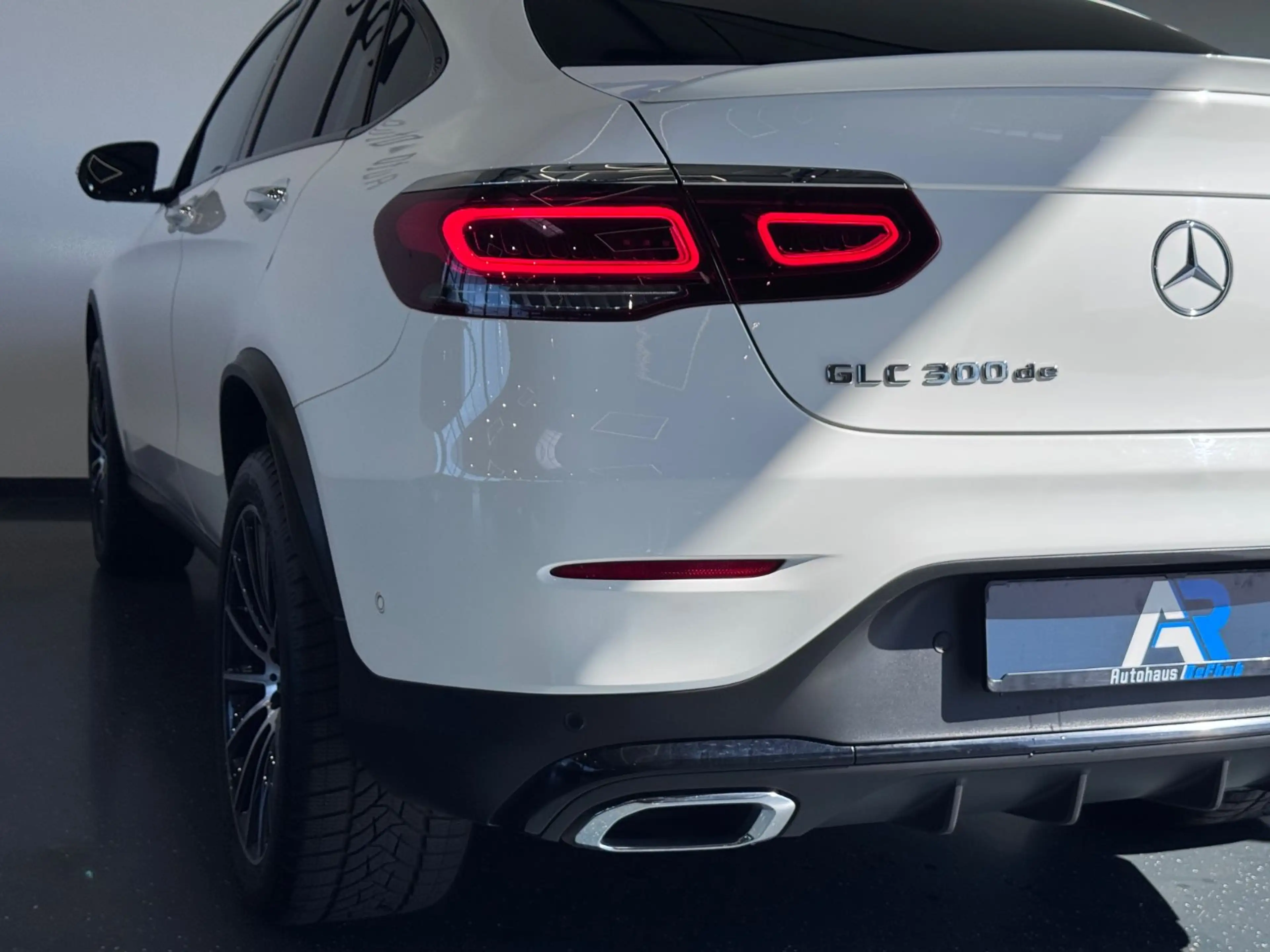 Mercedes-Benz GLC 300 de 4Matic*AMG*virtuelles cockpit*LED*360° — photo 12