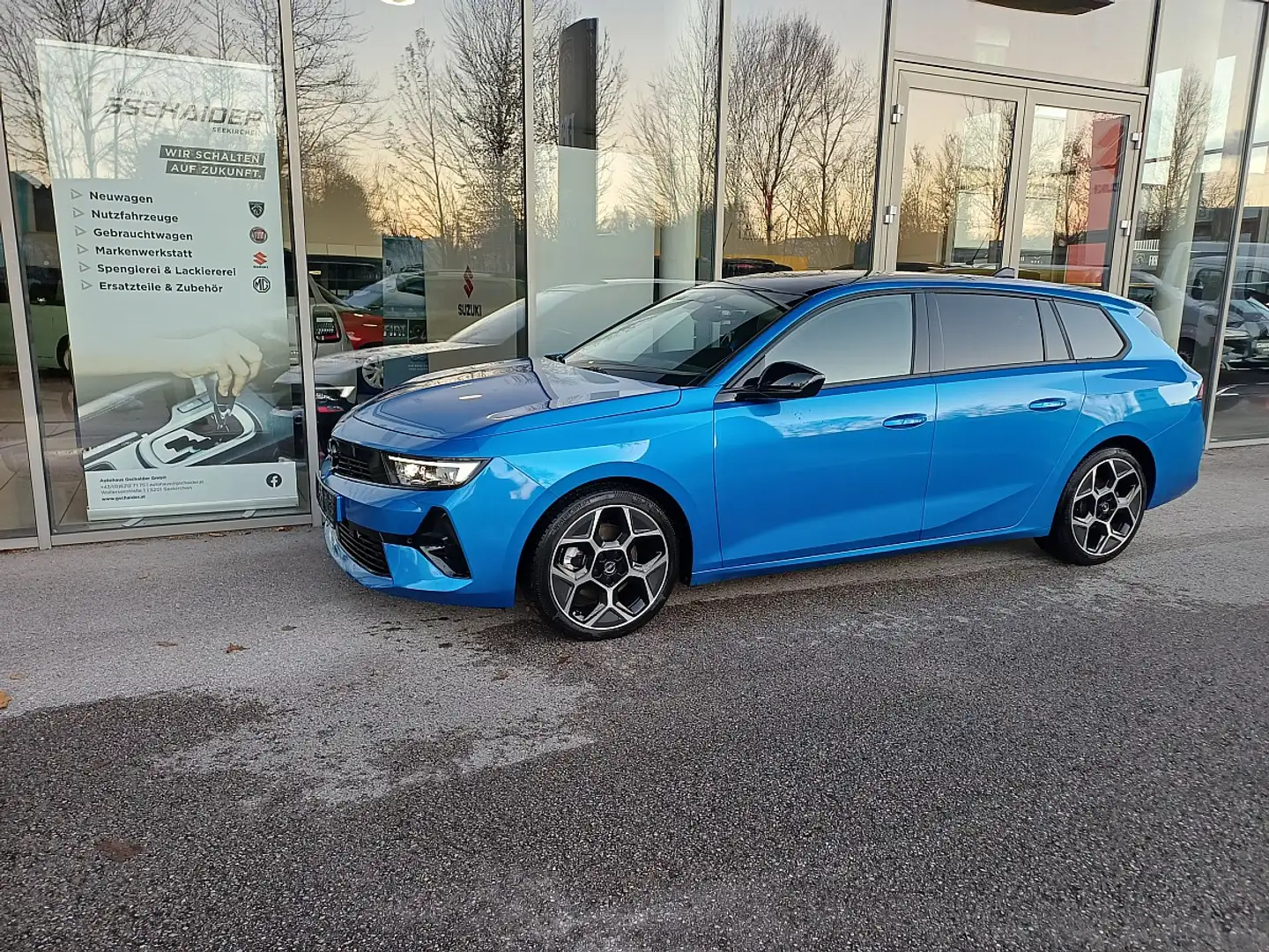 Opel Astra ST 1,2 Turbo Ultimate Aut. Bleu - 1