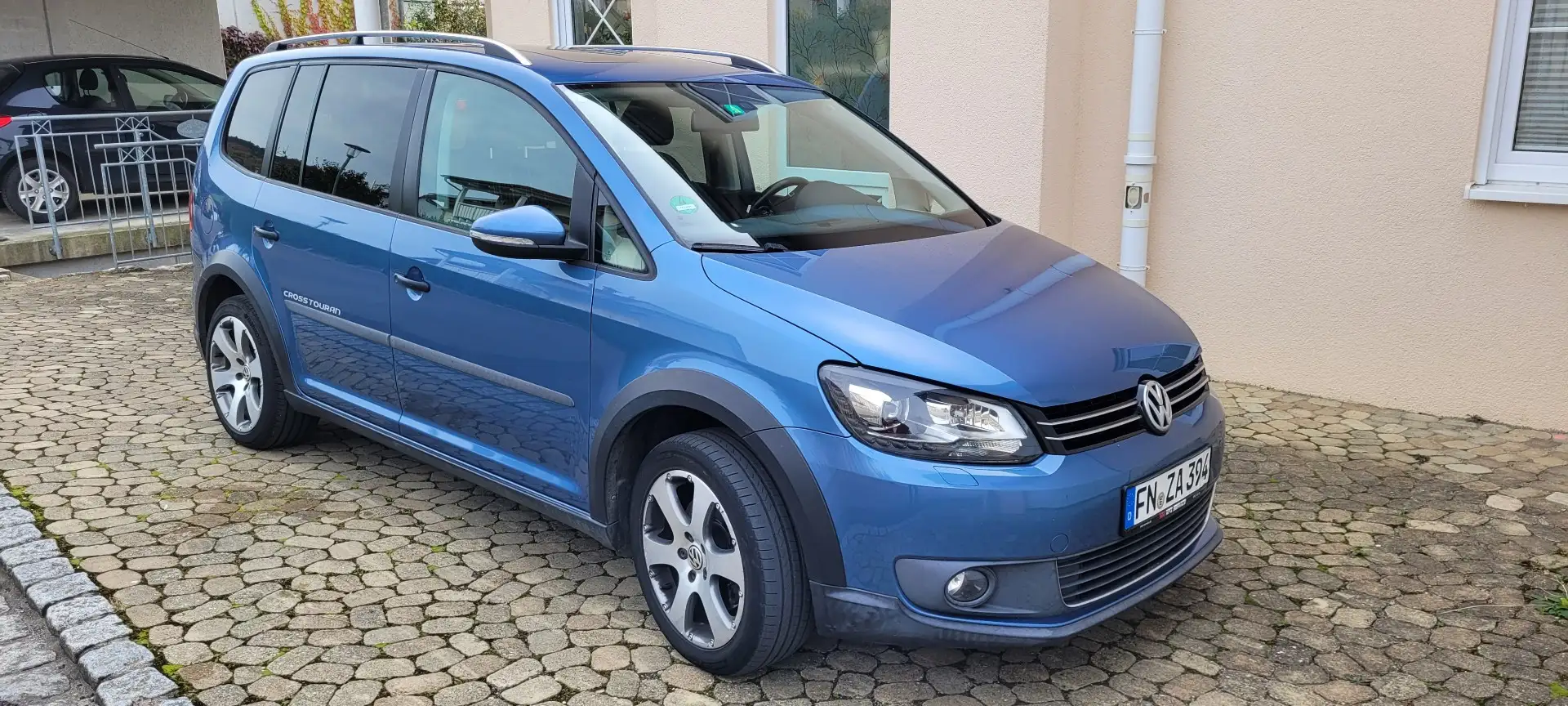 Volkswagen Cross Touran CrossTouran Kék - 1