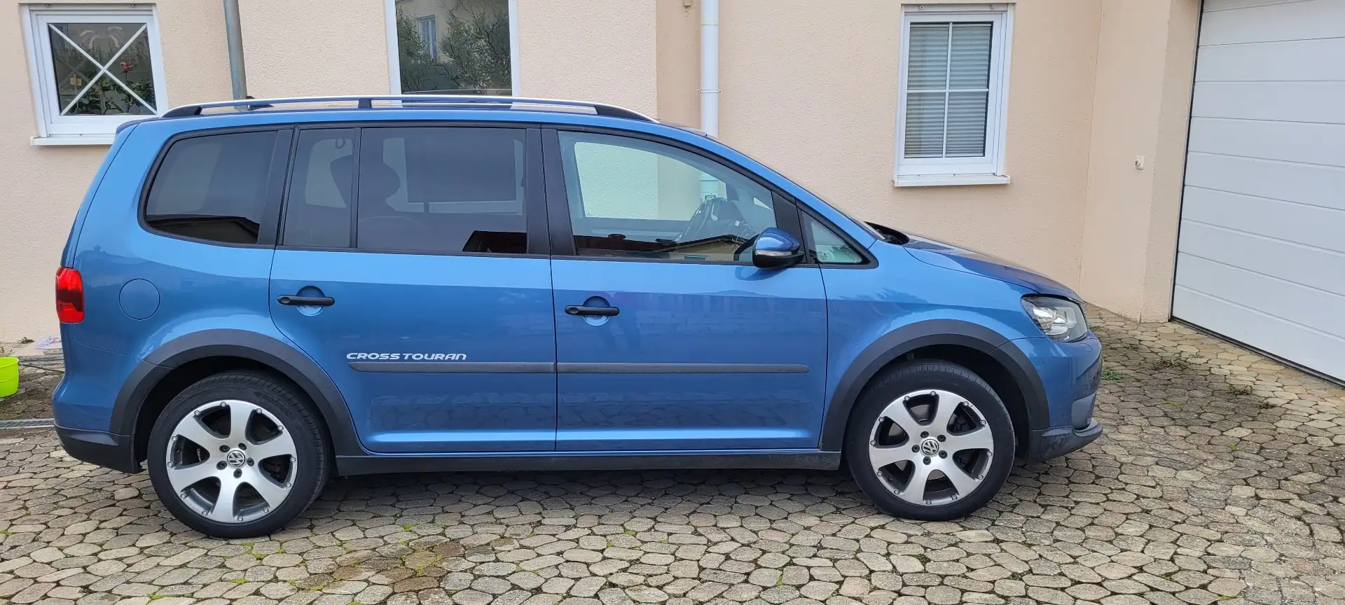 Volkswagen Cross Touran CrossTouran Kék - 2