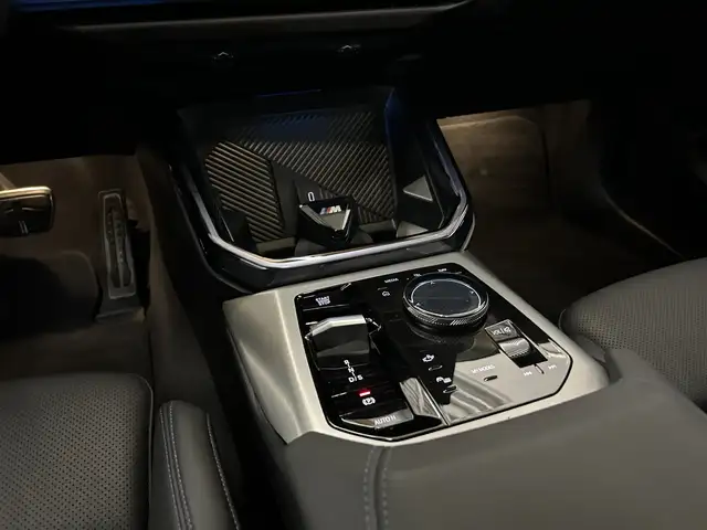 BMW X3 view 13