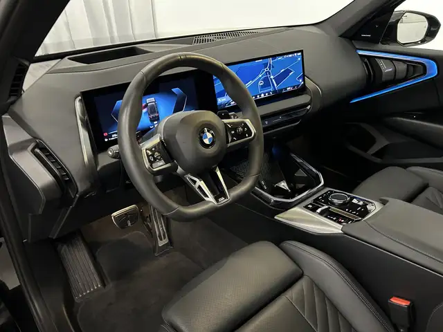BMW X3 view 8