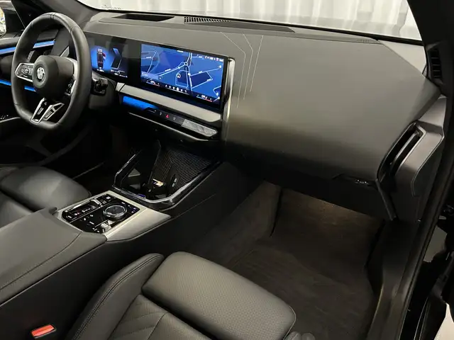 BMW X3 view 9