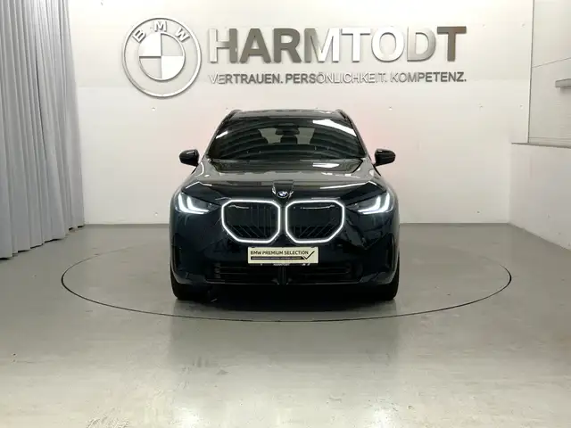 BMW X3 view 7