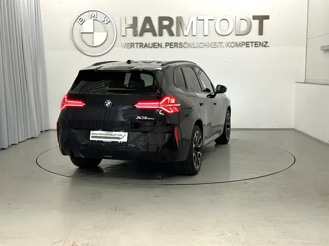 BMW X3 view 6