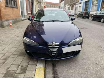 1.6i TS Distinctive Gran Premio