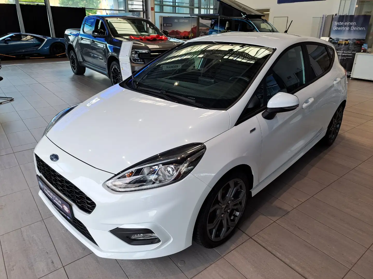 Ford Fiesta 1.0 EcoBoost ST-Line Navi PDC KlimaA SHZ Blanc - 2