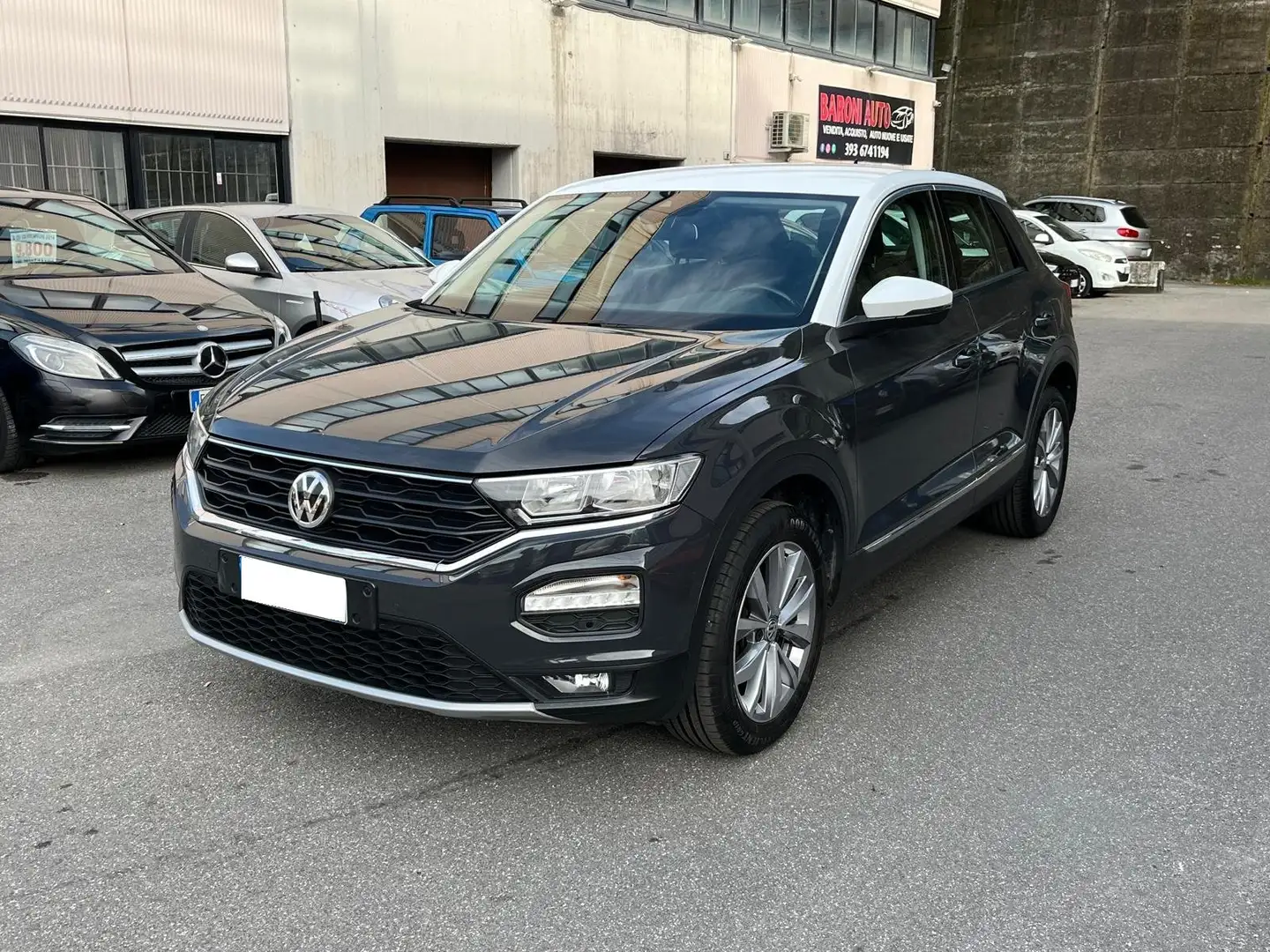 Volkswagen T-Roc T-Roc 1.0 tsi Advanced 115cv Grau - 1
