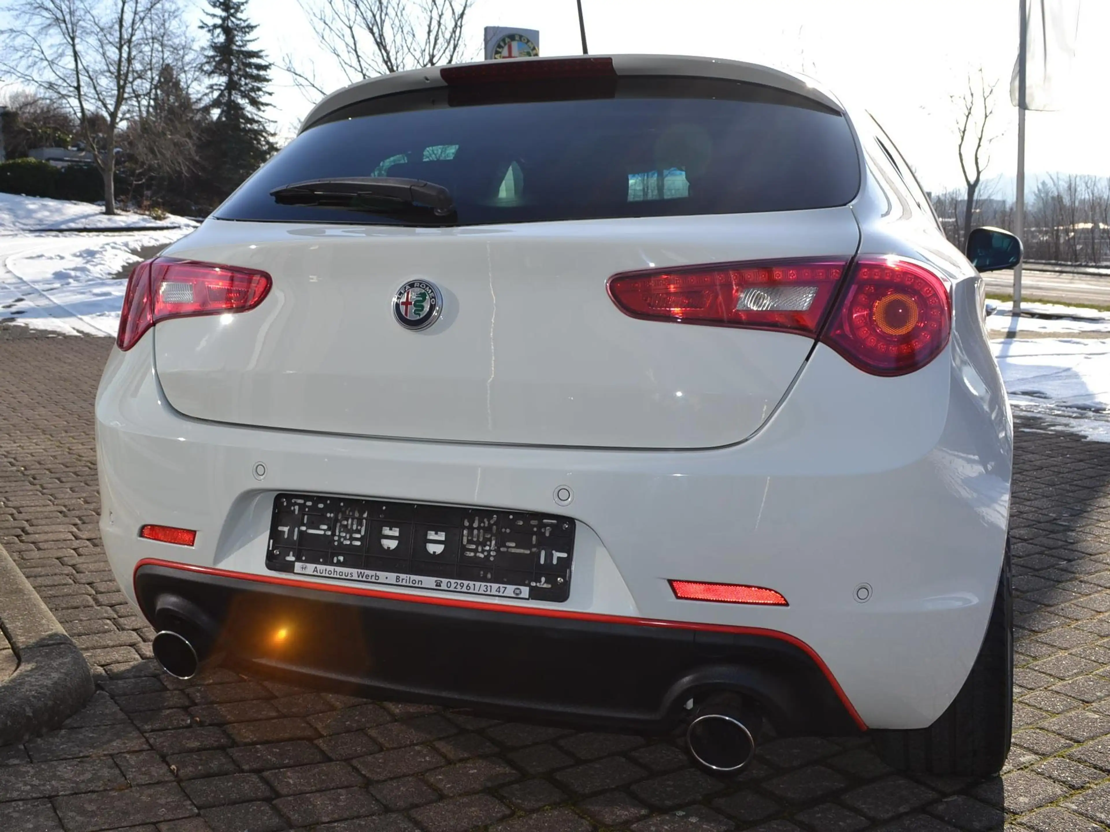 Alfa Romeo Giulietta Quadrifoglio Verde — photo 3