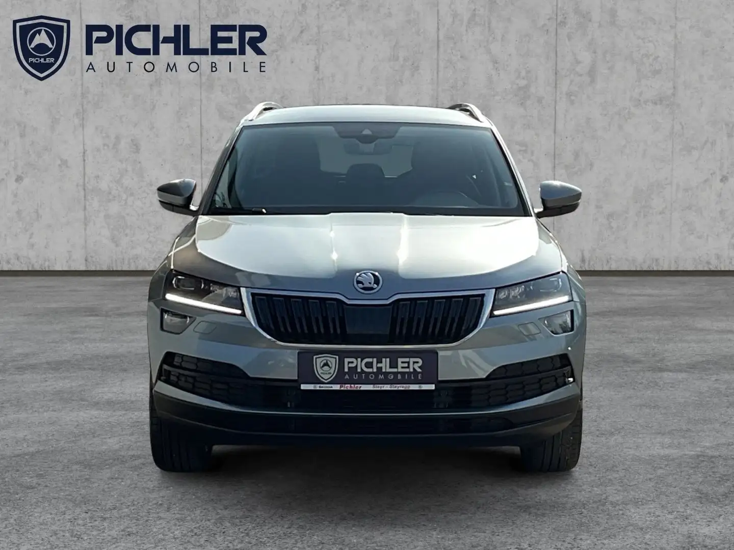 Skoda Karoq Style 125 TSI DSG ACT Grau - 2