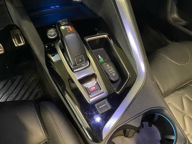 Peugeot 5008 view 12