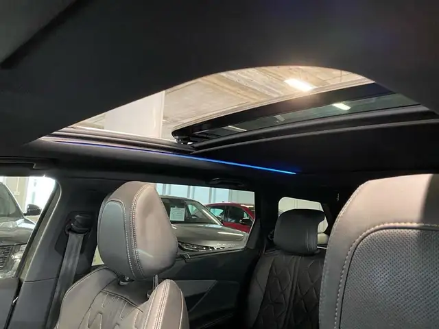Peugeot 5008 view 15