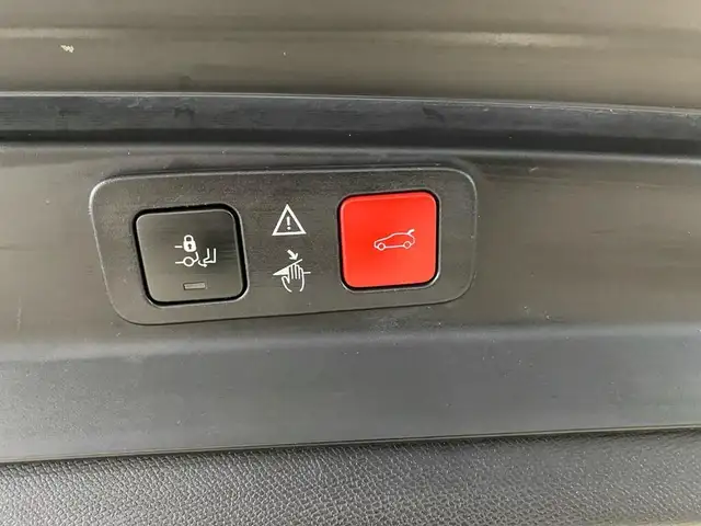 Peugeot 5008 view 13