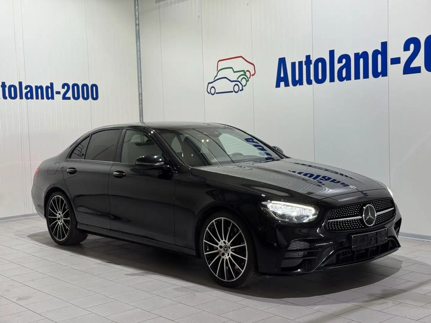 Mercedes-Benz E 400 d 4Matic AMG *Burmester*Standhzg.*LED*GSD* Zwart - 1