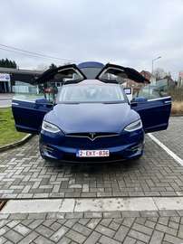 100 kWh 6 pl. Dual Motor