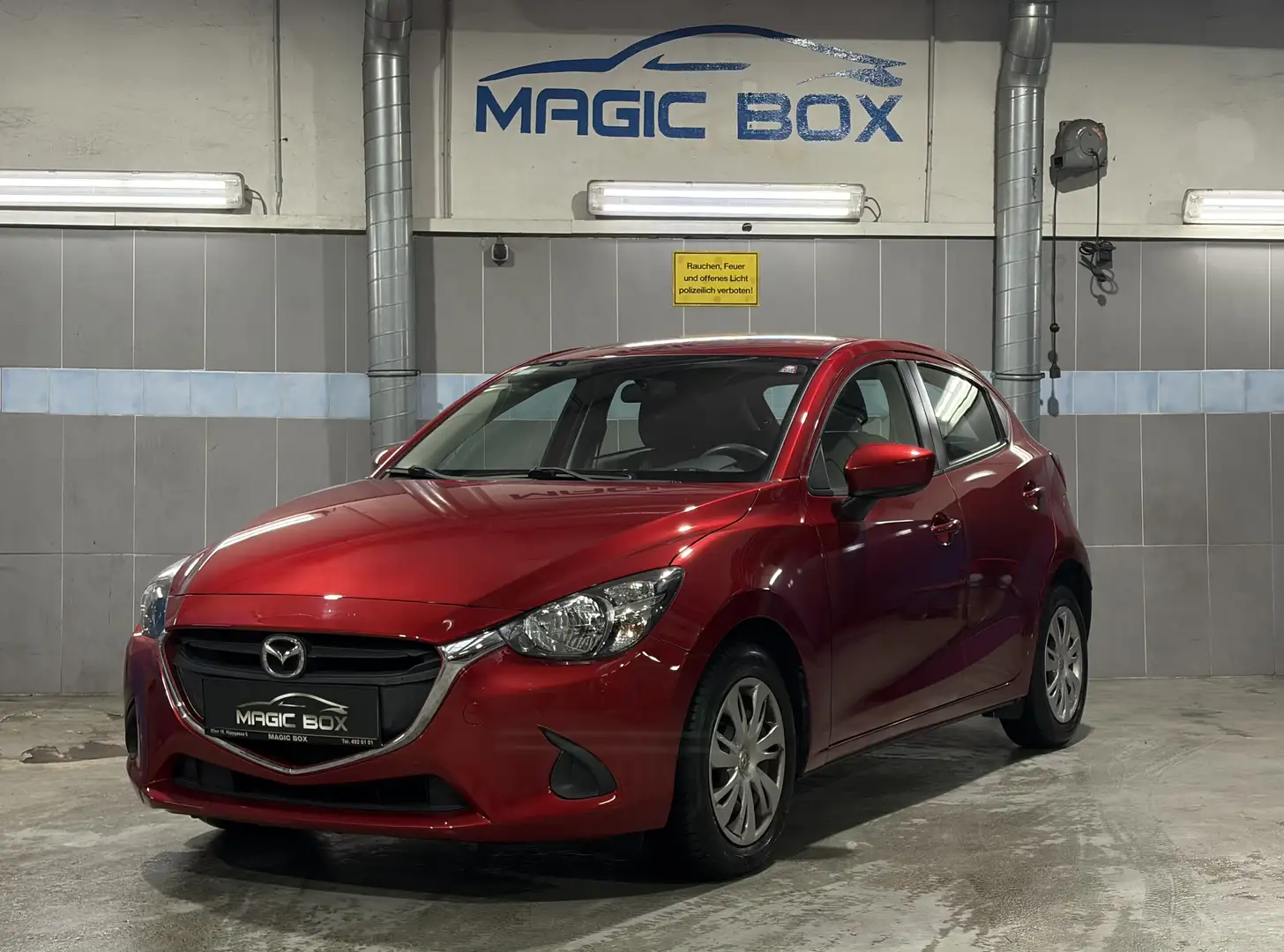 Mazda 2 Erstbesitz*Servicegepflegt*Prime-Line*Parksensoren Rot - 1