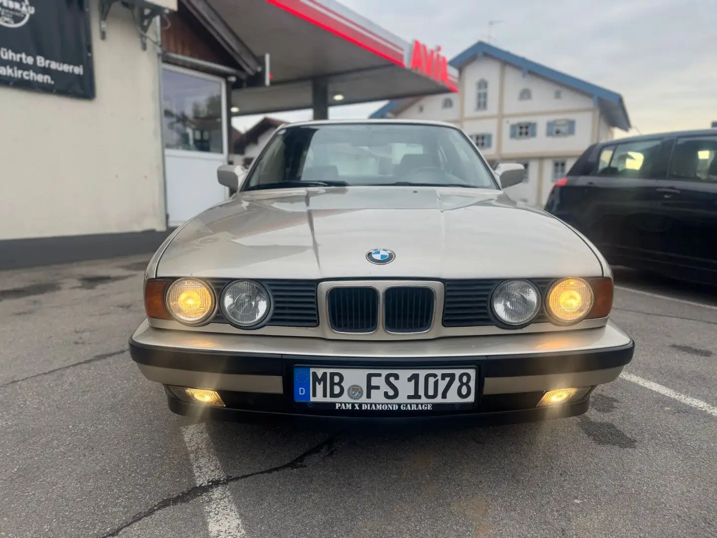 BMW 535 i e34 Schalter TÜV NEU 04/2028 Oro - 2