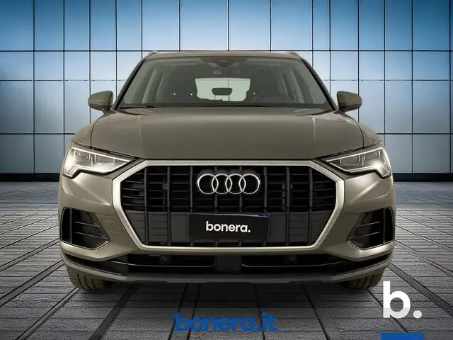 Audi Q3 view 2