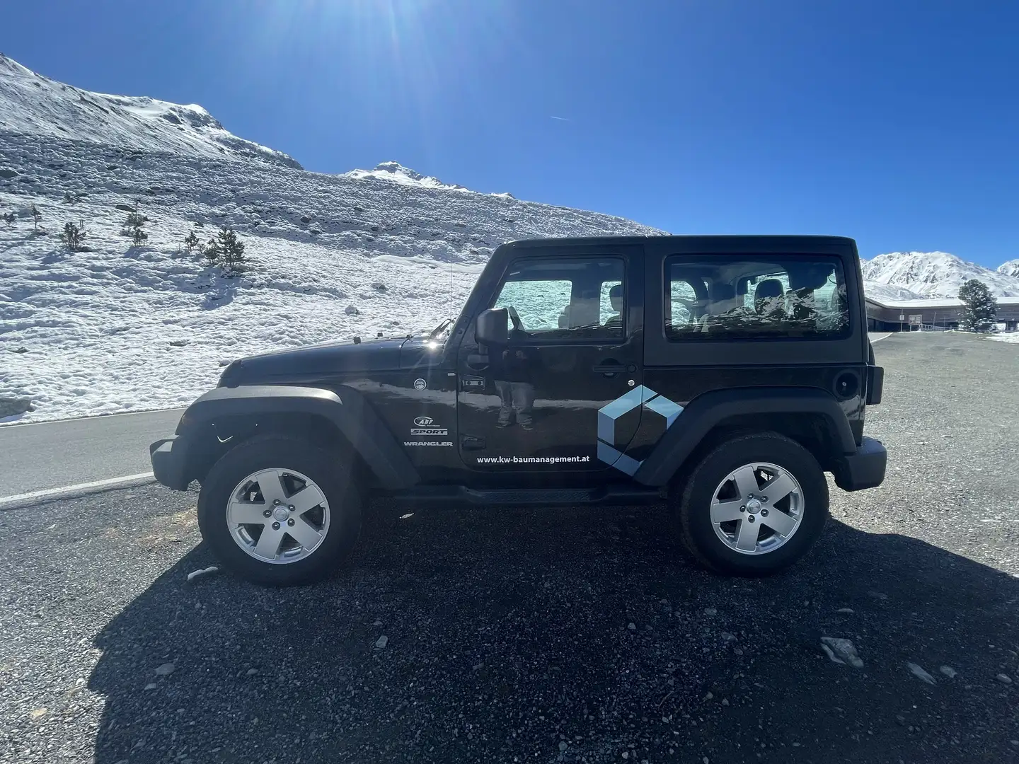 Jeep Wrangler Sport 2,8 CRD Aut. Schwarz - 2