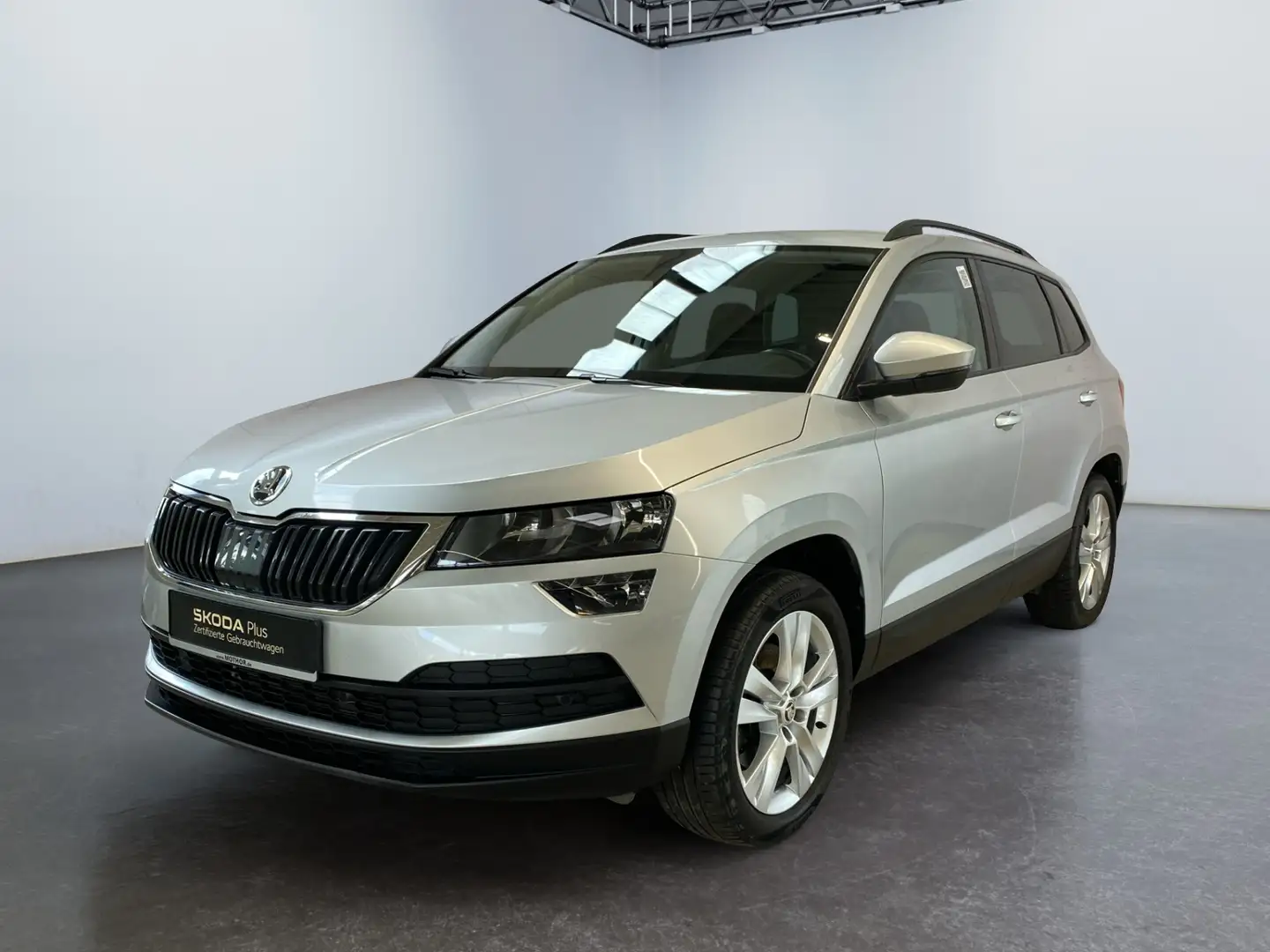 Skoda Karoq Style 2.0TDI 4x4 DSG Anhängekuplung Kamera Silber - 2