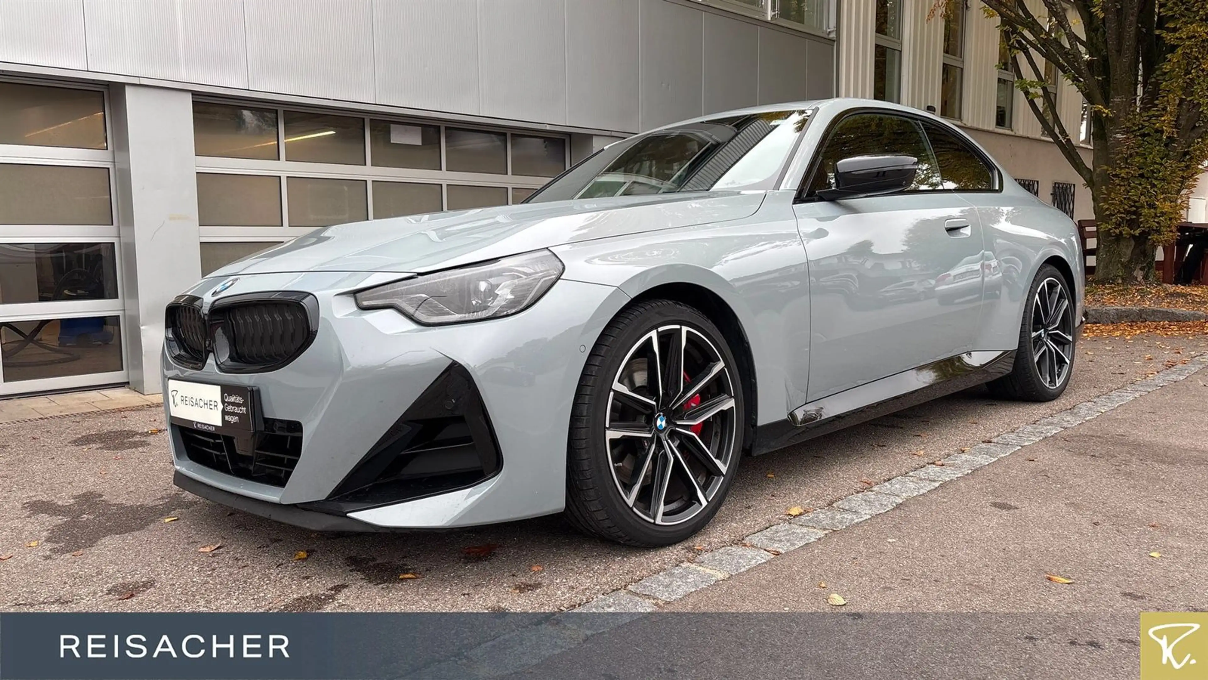 BMW 230 i A Coupé M-Sport, AHK,LED,Keyless,Navi