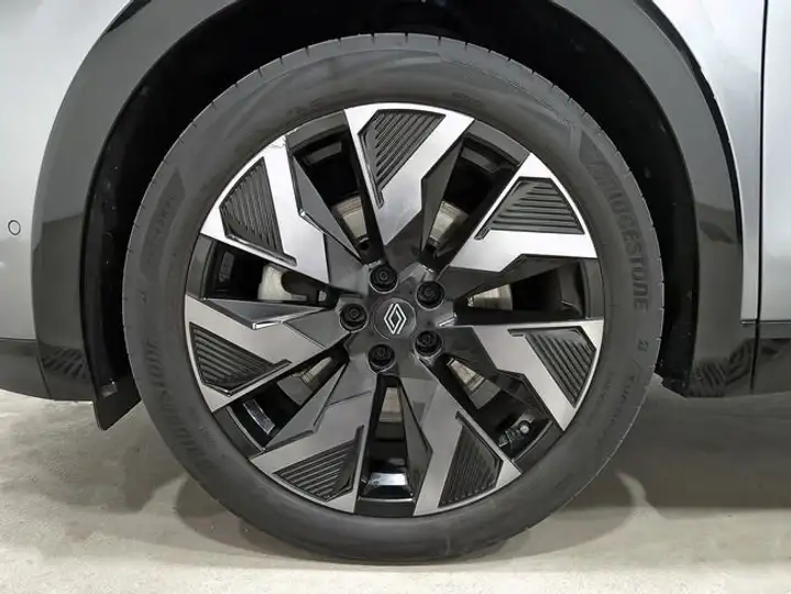 Renault Rafale 2024, foto 10
